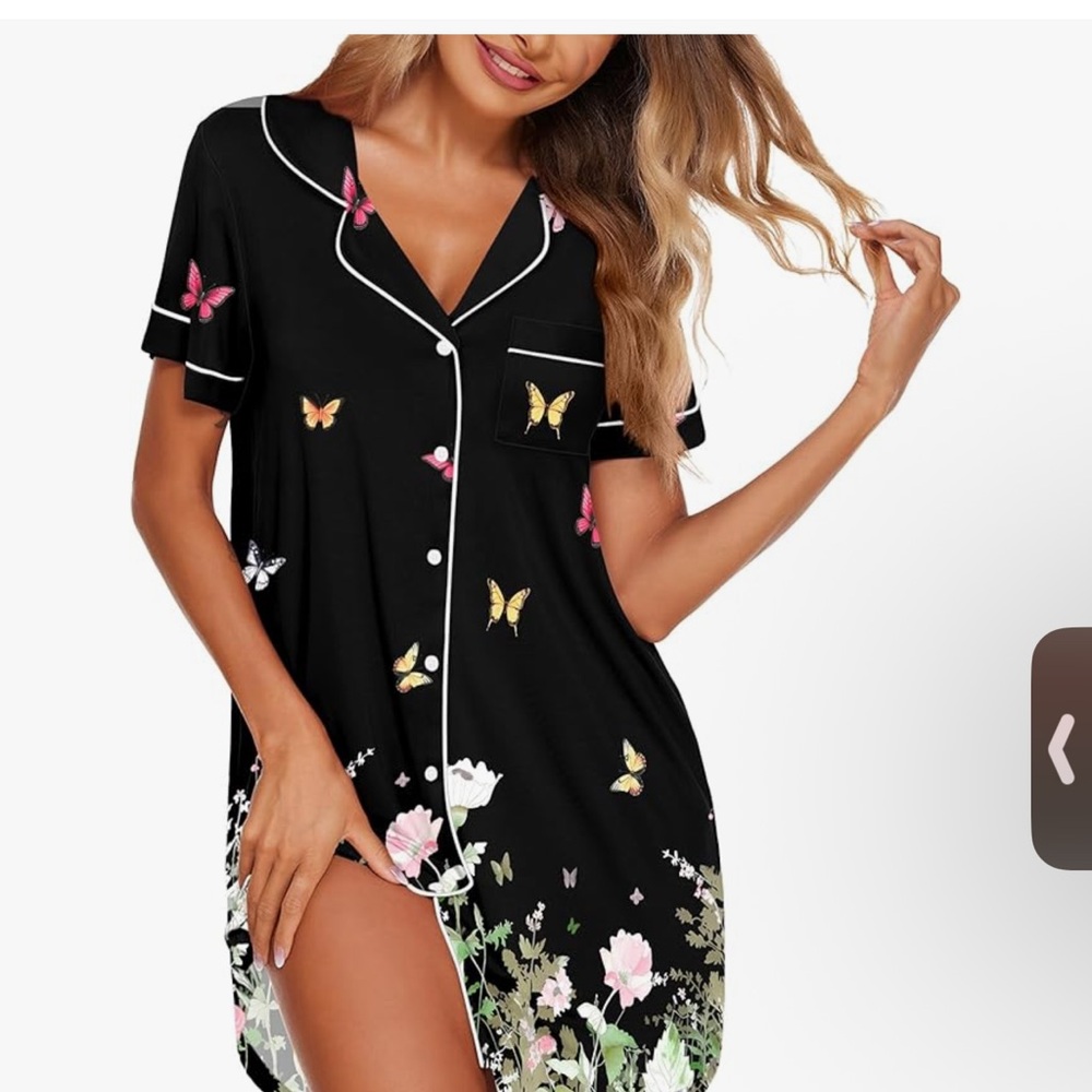 Black Floral Butterfly Nightshirt, Large, adorable sleep wear.